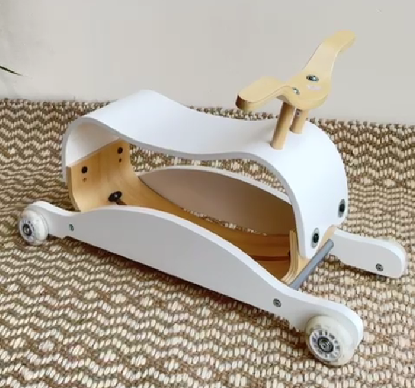 MOTO NÓRDICA MECEDORA